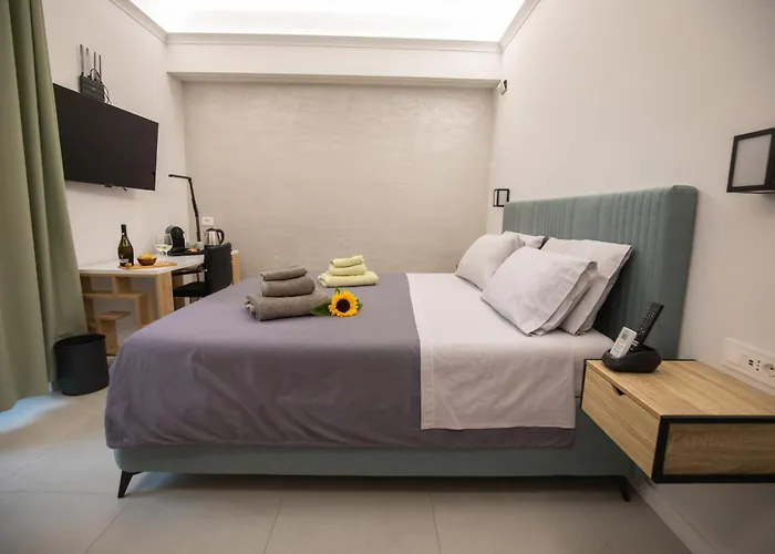 Sora Maria In Konukevi Roma