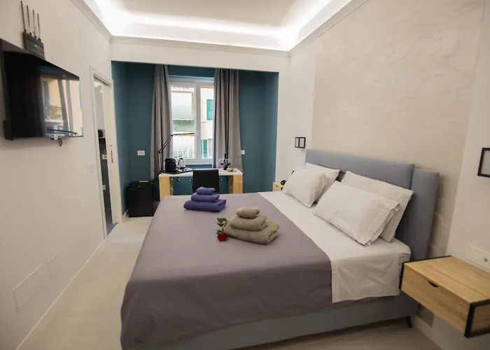 Sora Maria In Konukevi Roma