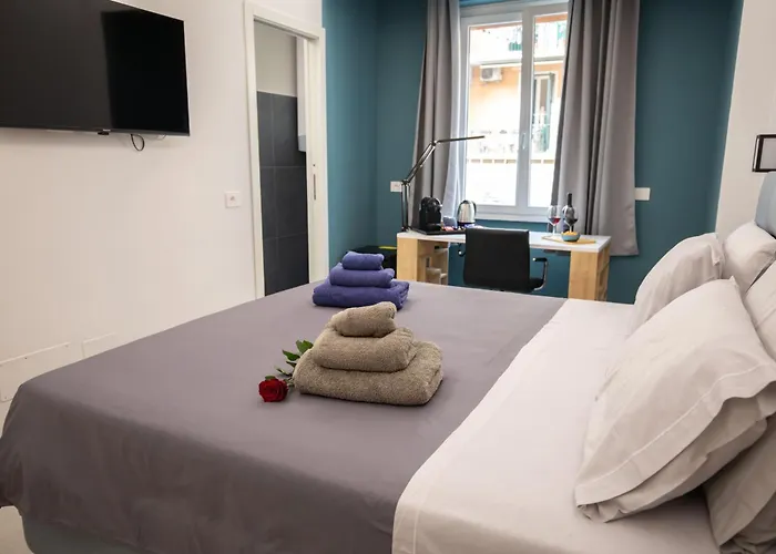 Sora Maria In Konukevi Roma